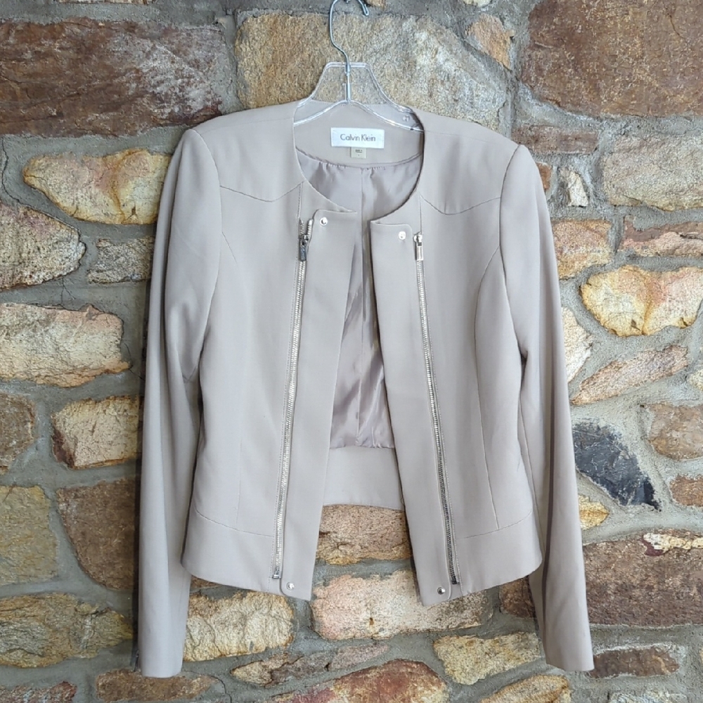 Calvin Klein Zipper Detail Cropped Jacket